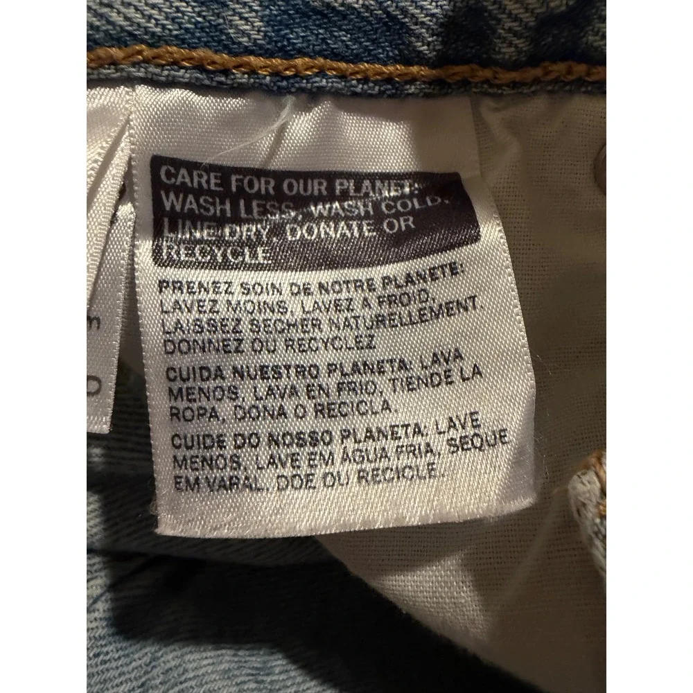 Levis Premium Wedgie Straight Jeans Light Wash Button Fly Denim Size 30